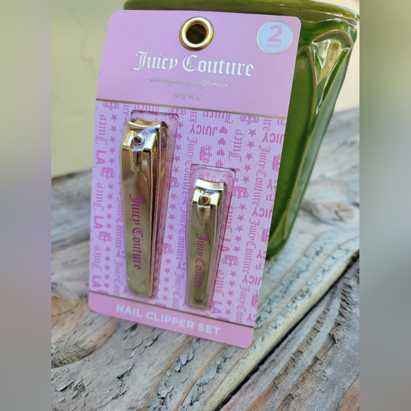 JUICY COUTURE NAIL CLIPPER SET - Picture 6 of 6